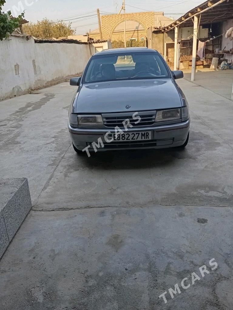 Opel Vectra 1990 - 30 000 TMT - Mary - img 2