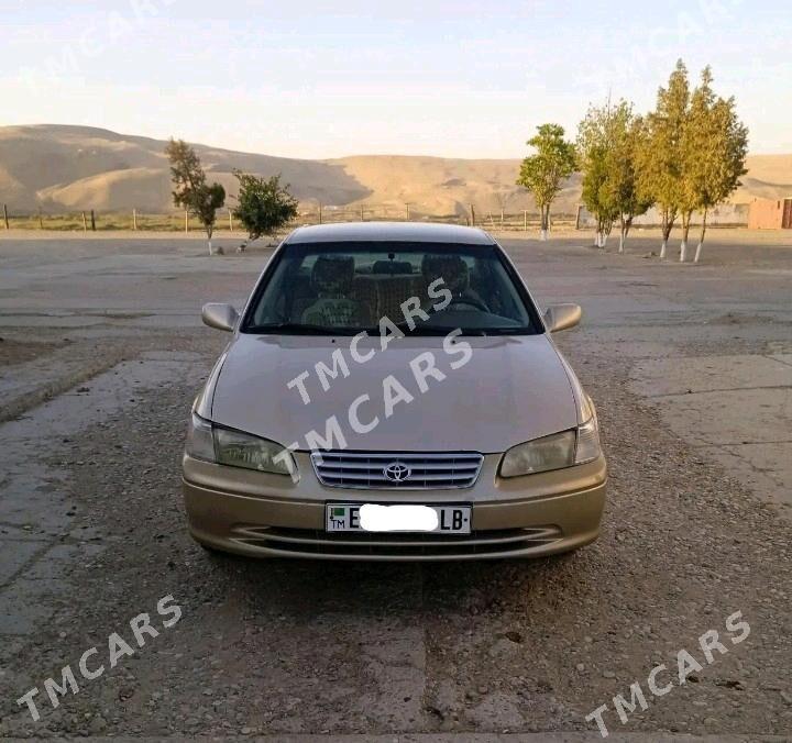 Toyota Camry 2000 - 110 000 TMT - Kerki - img 2