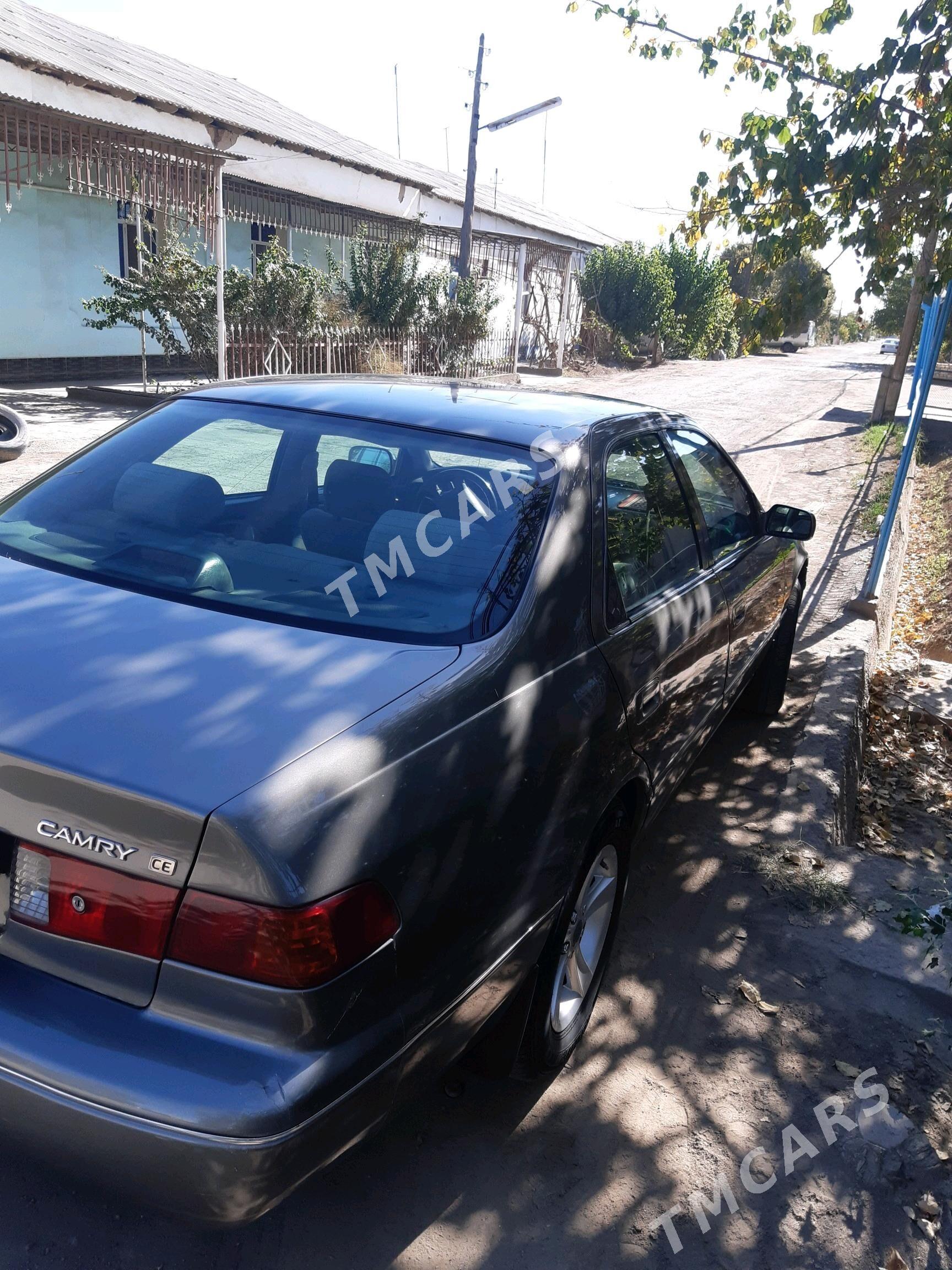 Toyota Camry 2000 - 115 000 TMT - Şabat etr. - img 3