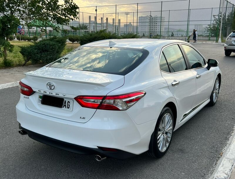 Toyota Camry 2018 - 260 000 TMT - Aşgabat - img 2