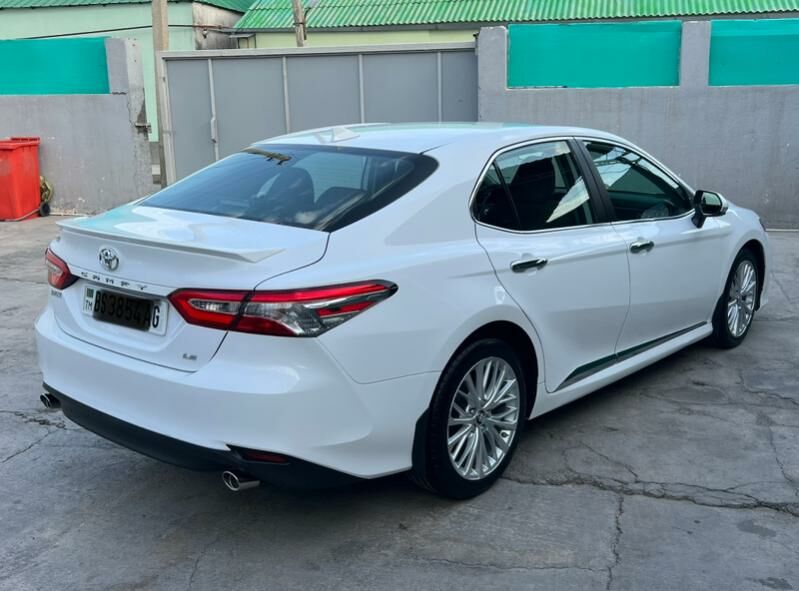 Toyota Camry 2018 - 260 000 TMT - Aşgabat - img 3