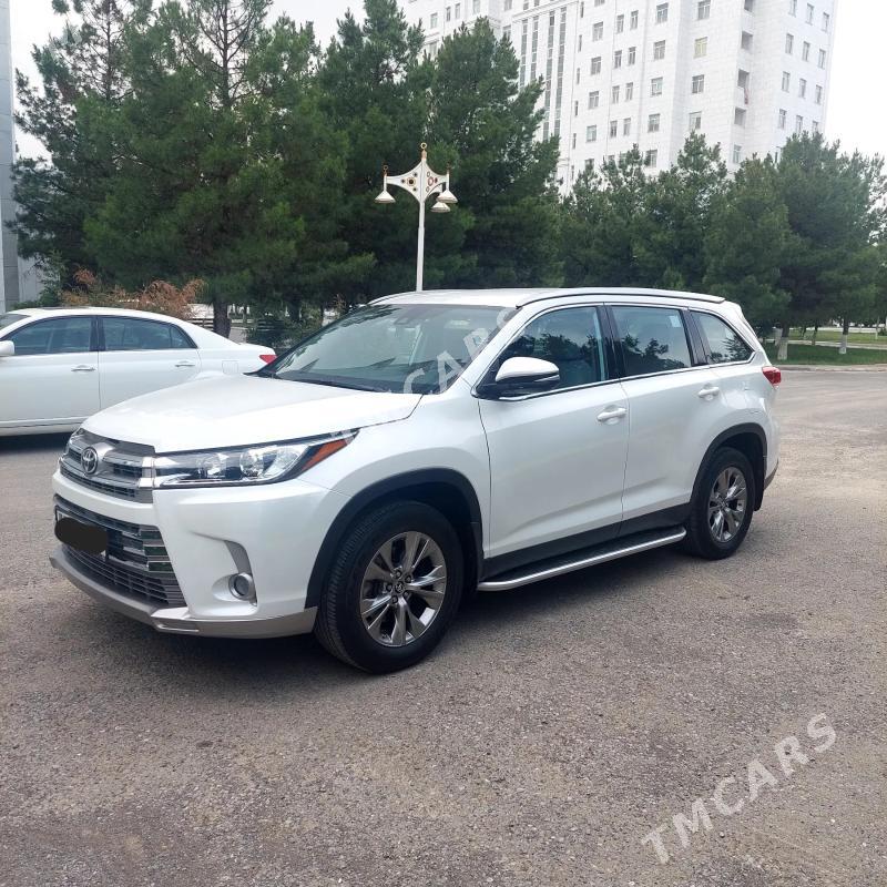 Toyota Highlander 2019 - 350 000 TMT - ул. Подвойского (Битарап Туркменистан шаёлы) - img 3