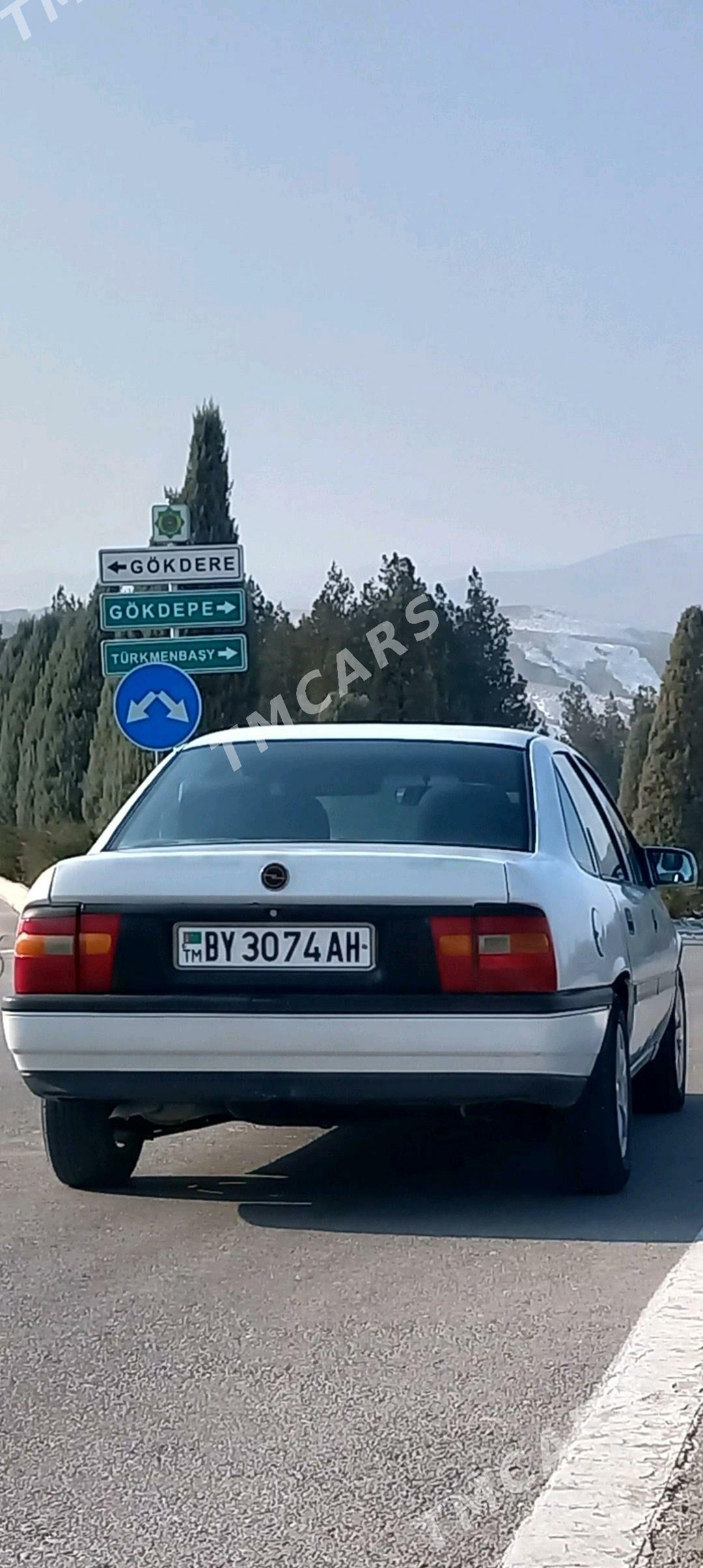 Opel Vectra 1991 - 36 000 TMT - Аркадаг - img 4