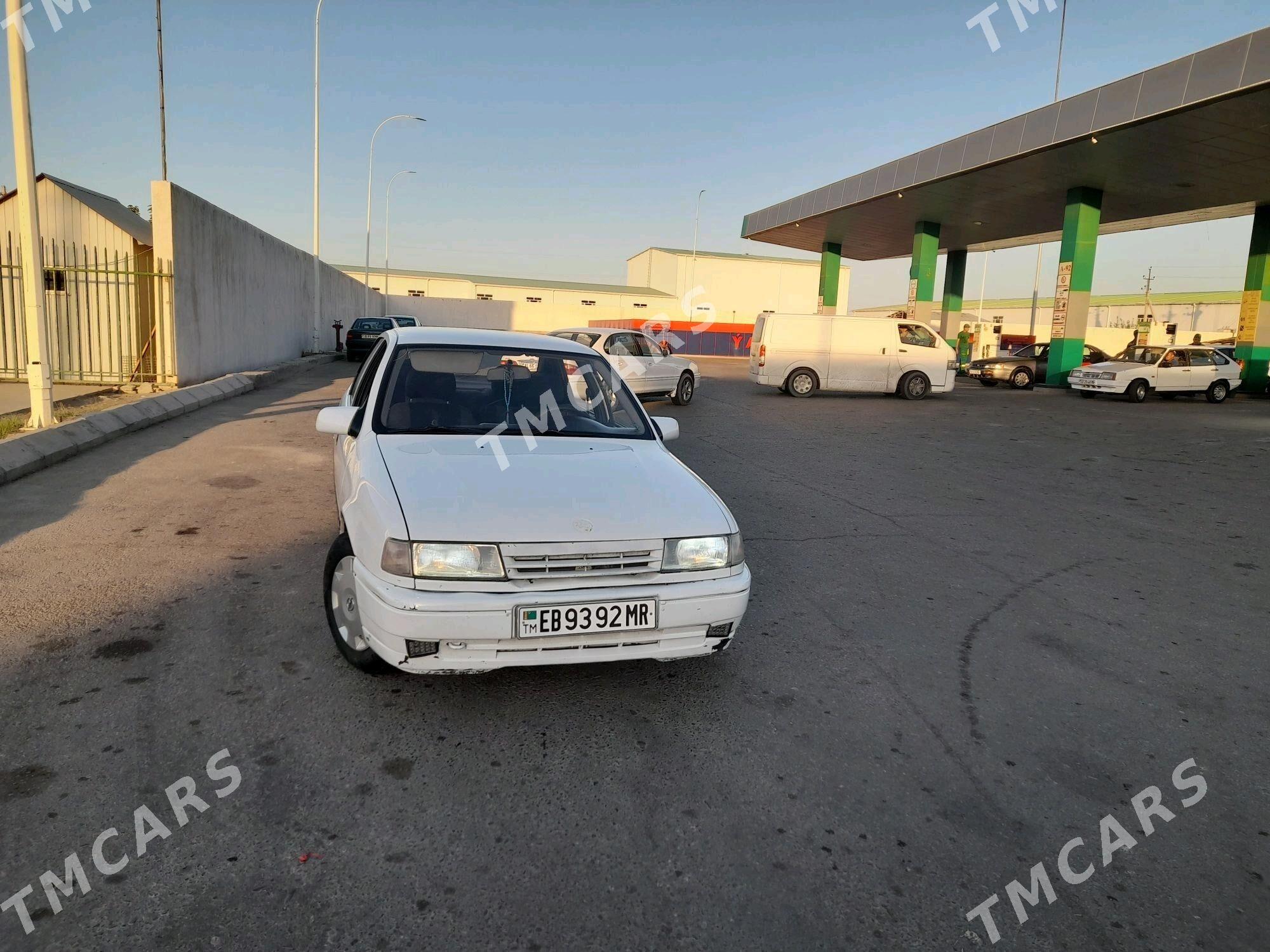 Opel Vectra 1990 - 36 000 TMT - Murgap - img 5