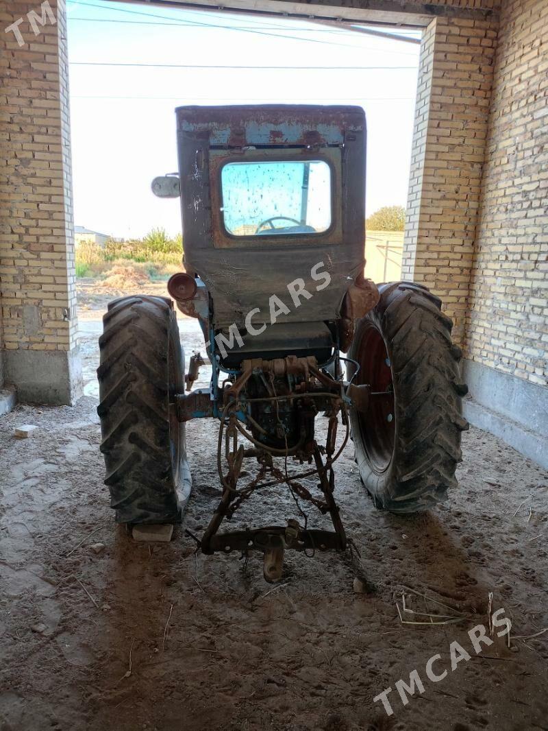 MTZ T-28 1986 - 35 000 TMT - Дянев - img 4