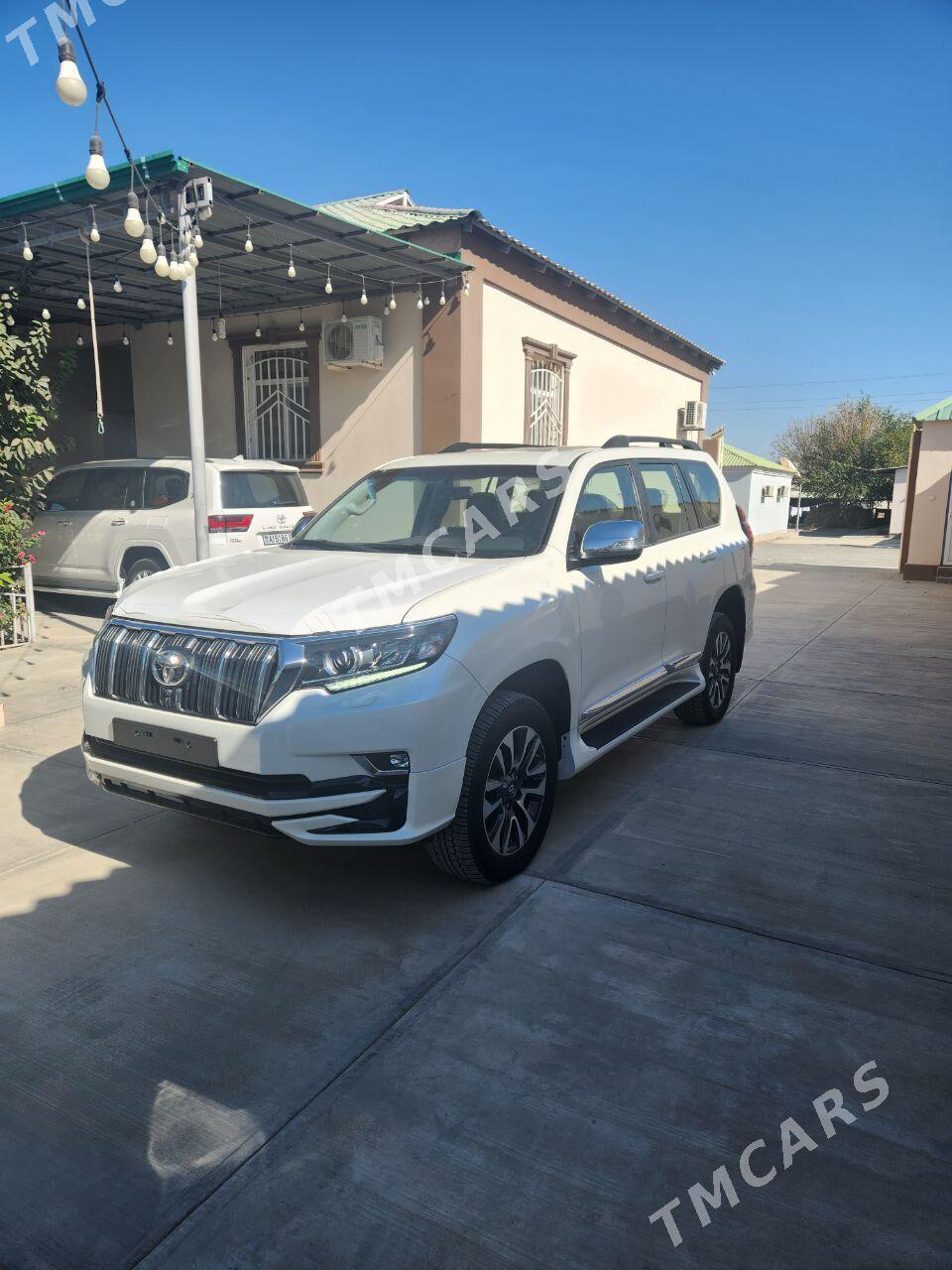 Toyota Land Cruiser Prado 2023 - 1 072 600 TMT - Ашхабад - img 4