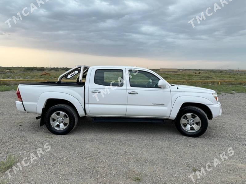 Toyota Tacoma 2015 - 379 000 TMT - Ашхабад - img 5