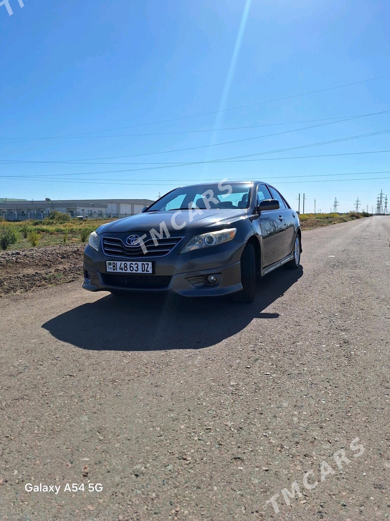 Toyota Camry 2010 - 165 000 TMT - Köneürgenç - img 2