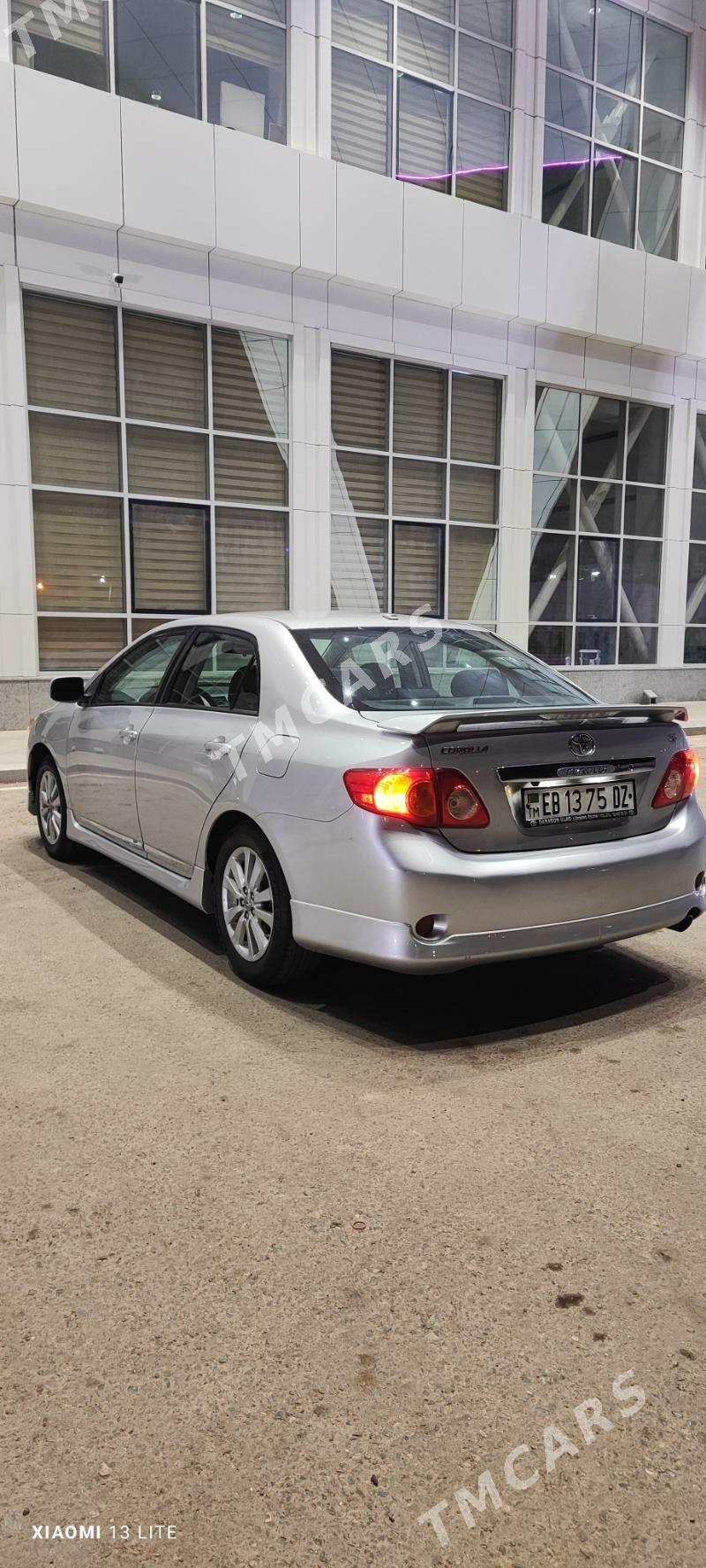 Toyota Corolla 2010 - 140 000 TMT - Дашогуз - img 4