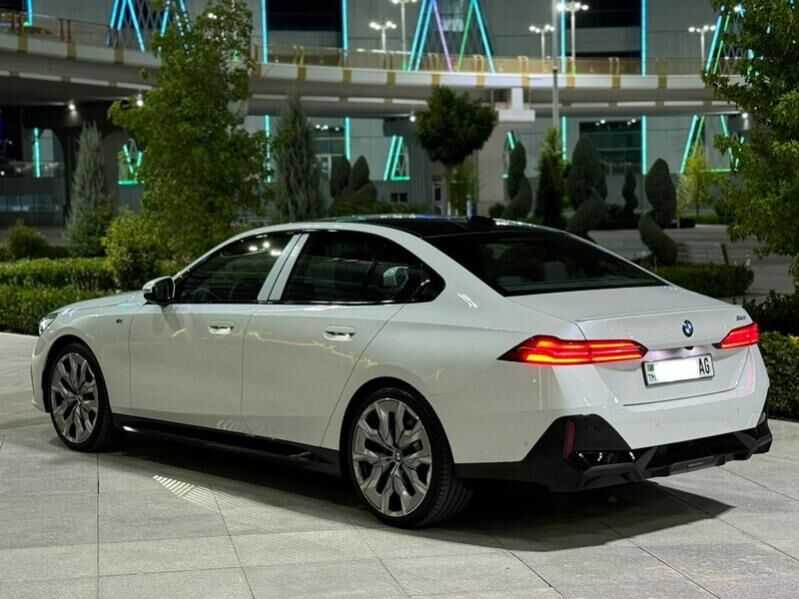 BMW 5 Series 2024 - 2 500 000 TMT - Aşgabat - img 3