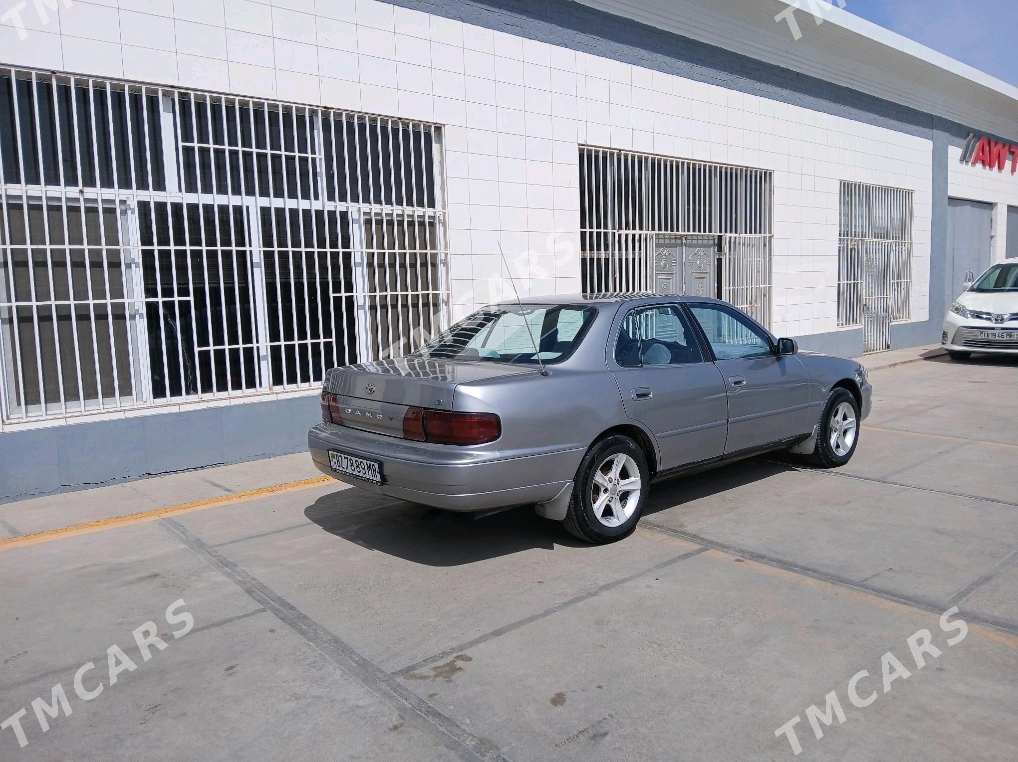 Toyota Camry 1993 - 65 000 TMT - Мары - img 2