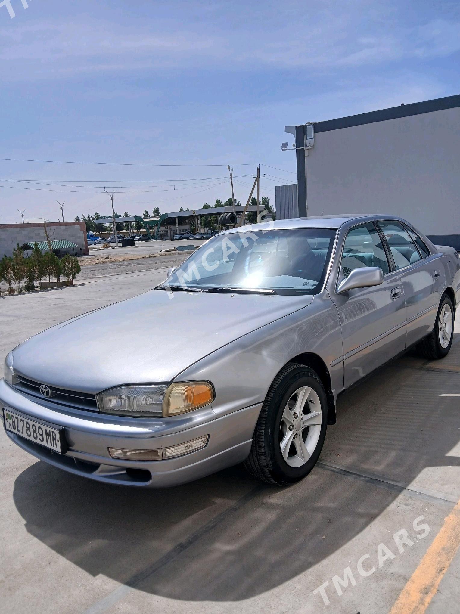 Toyota Camry 1993 - 65 000 TMT - Mary - img 3