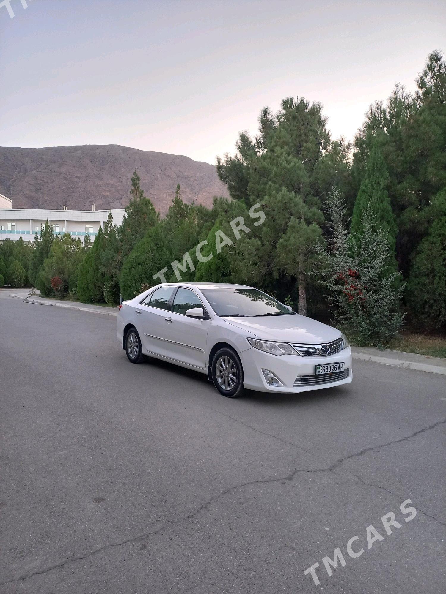 Toyota Camry 2012 - 150 000 TMT - Бахарден - img 2