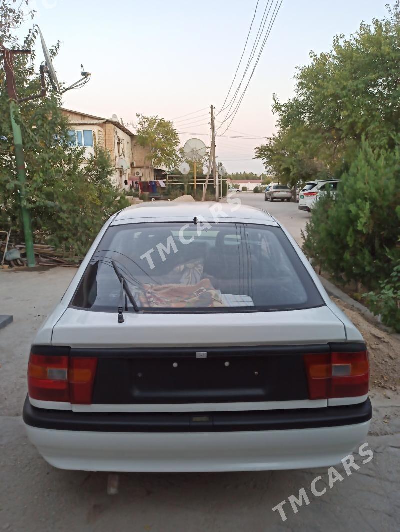 Opel Vectra 1991 - 30 000 TMT - Balkanabat - img 2