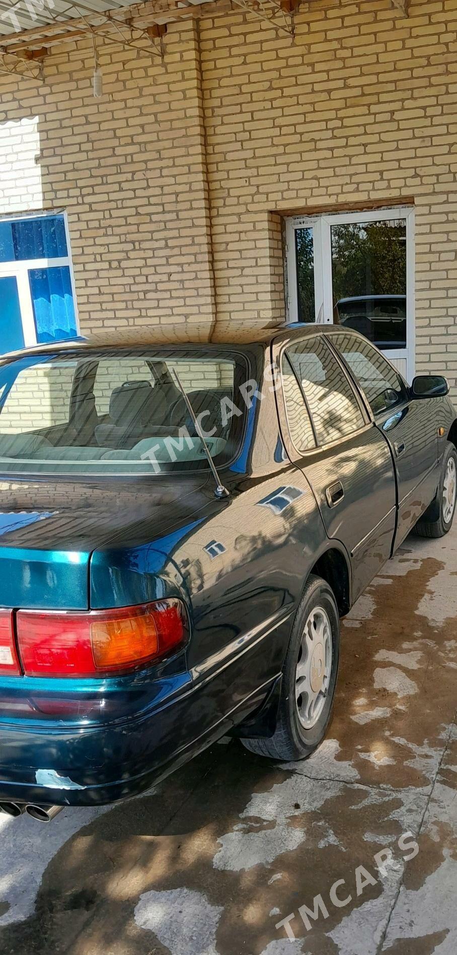 Toyota Camry 1996 - 70 000 TMT - Дянев - img 6