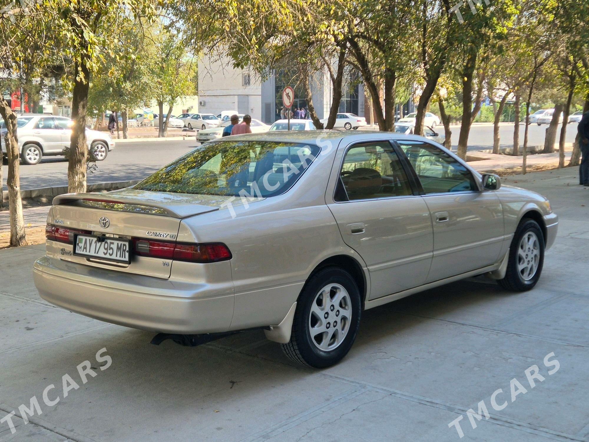 Toyota Camry 1999 - 145 000 TMT - Мары - img 9