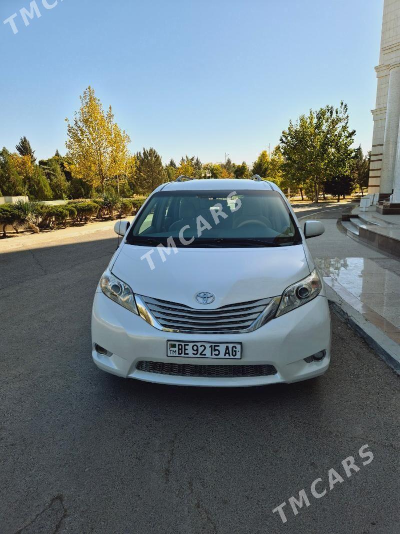 Toyota Sienna 2011 - 229 000 TMT - Aşgabat - img 7