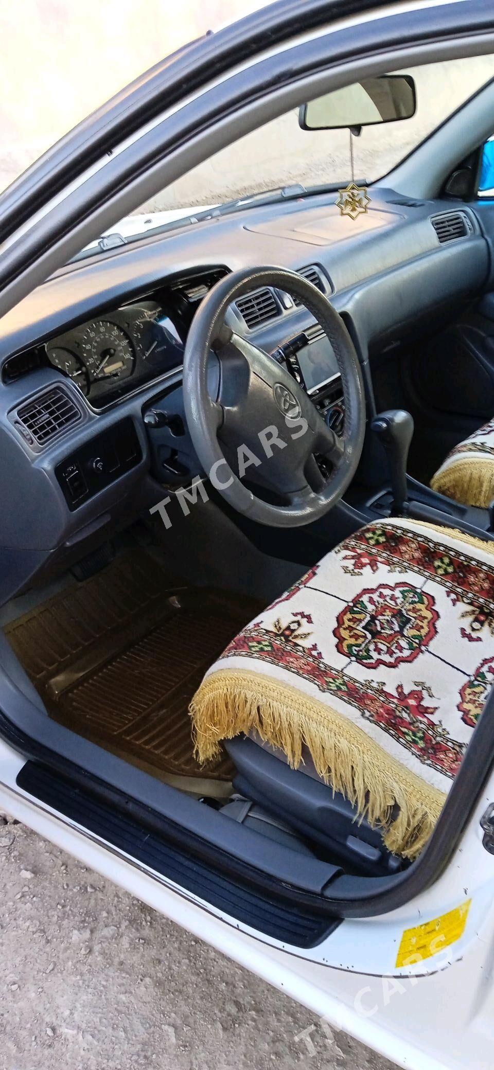 Toyota Camry 1999 - 110 000 TMT - Акдепе - img 4