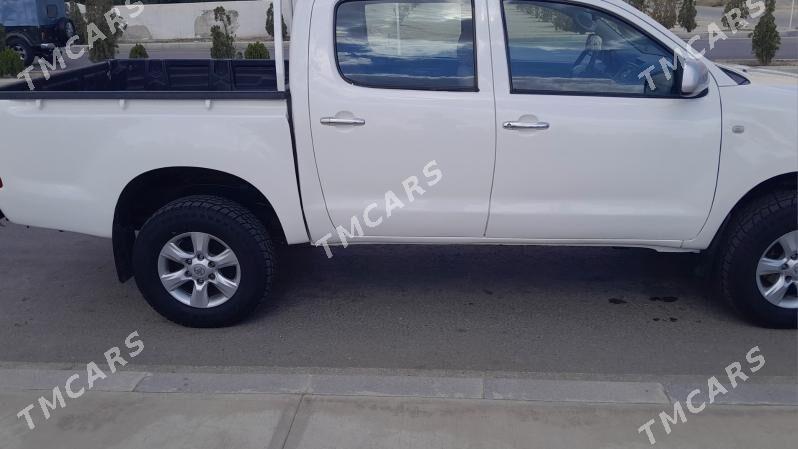 Toyota Hilux 2007 - 180 000 TMT - Balkanabat - img 2