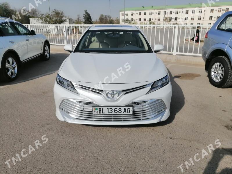 Toyota Camry 2018 - 390 000 TMT - Ашхабад - img 8