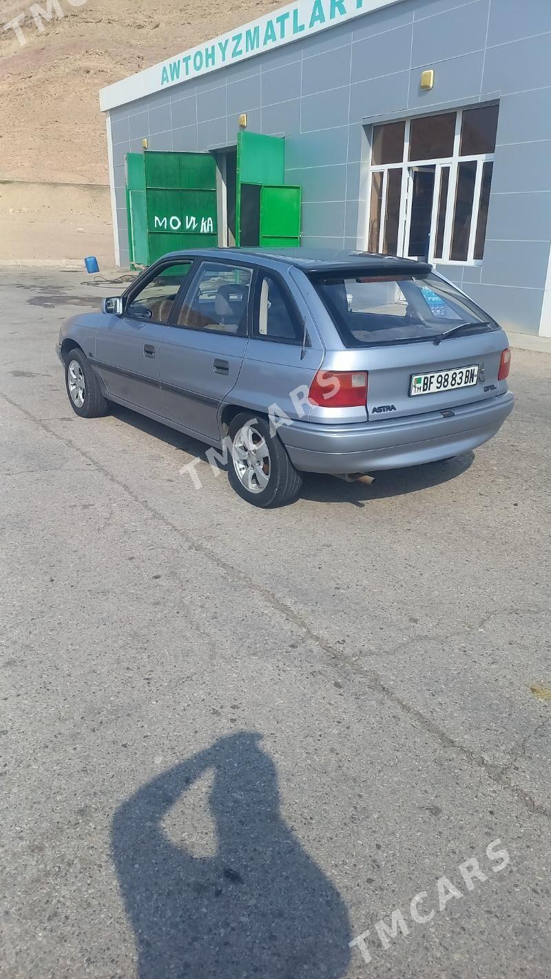 Opel Astra 1994 - 35 000 TMT - Туркменбаши - img 2