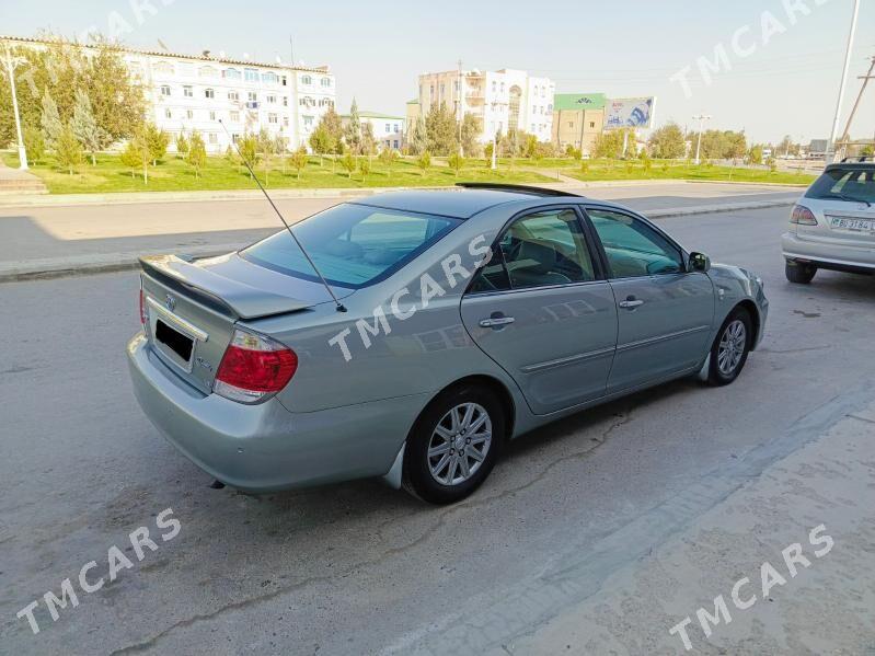 Toyota Camry 2005 - 220 000 TMT - Kerki - img 3