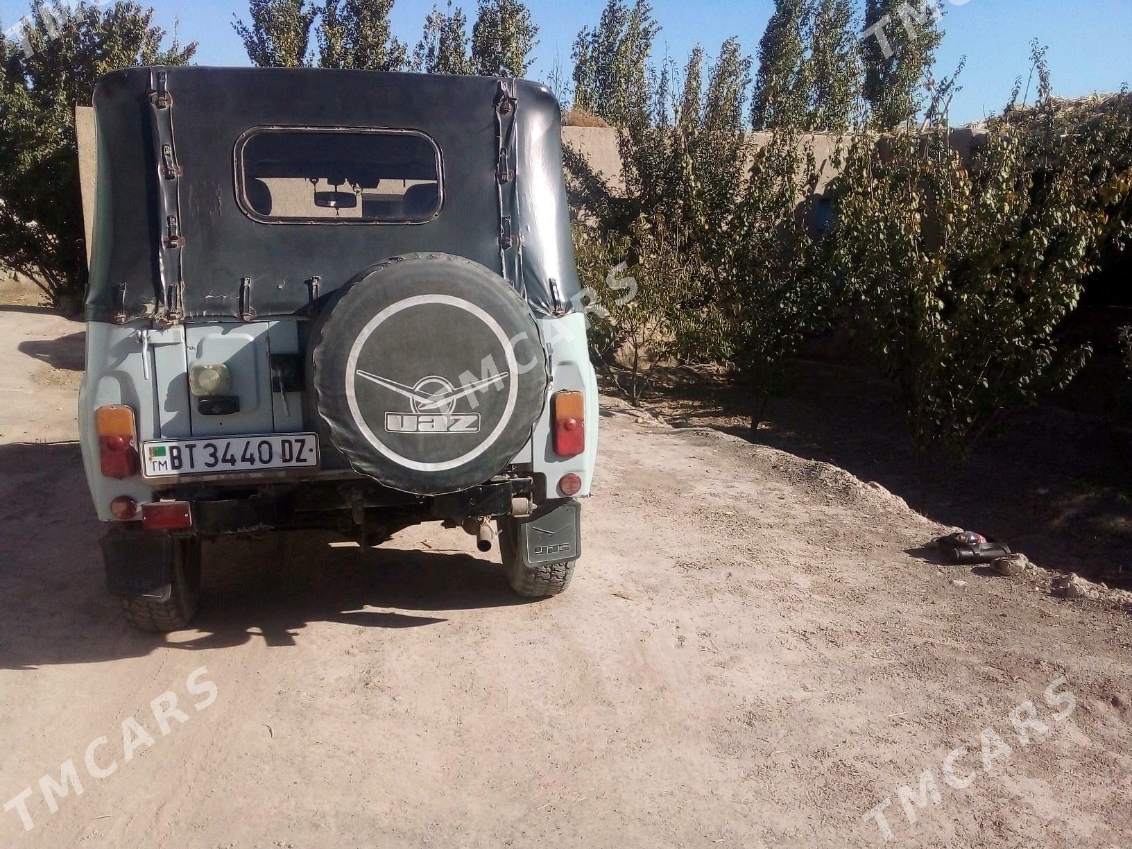 UAZ 469 1996 - 35 000 TMT - Гурбансолтан Едже - img 2