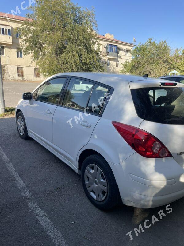 Nissan Versa 2010 - 99 000 TMT - Ашхабад - img 3