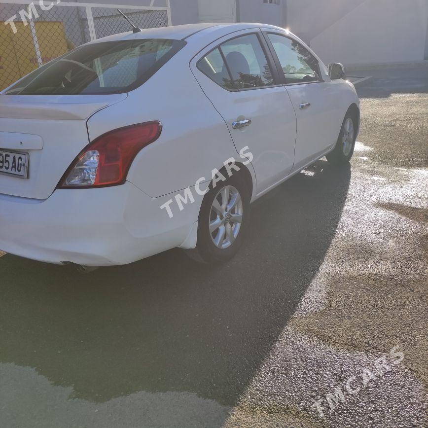 Nissan Versa 2013 - 115 000 TMT - Aşgabat - img 2