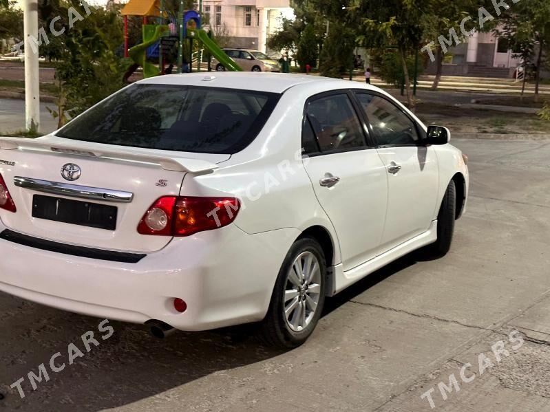 Toyota Corolla 2010 - 130 000 TMT - Кëши - img 3