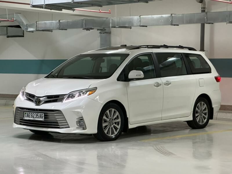 Toyota Sienna 2019 - 475 000 TMT - Aşgabat - img 3