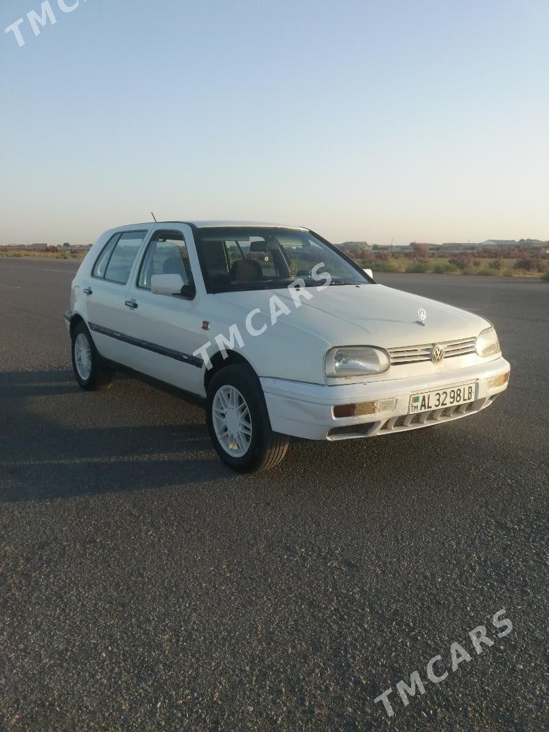 Volkswagen Golf III 1993 - 25 000 TMT - Türkmenabat - img 2