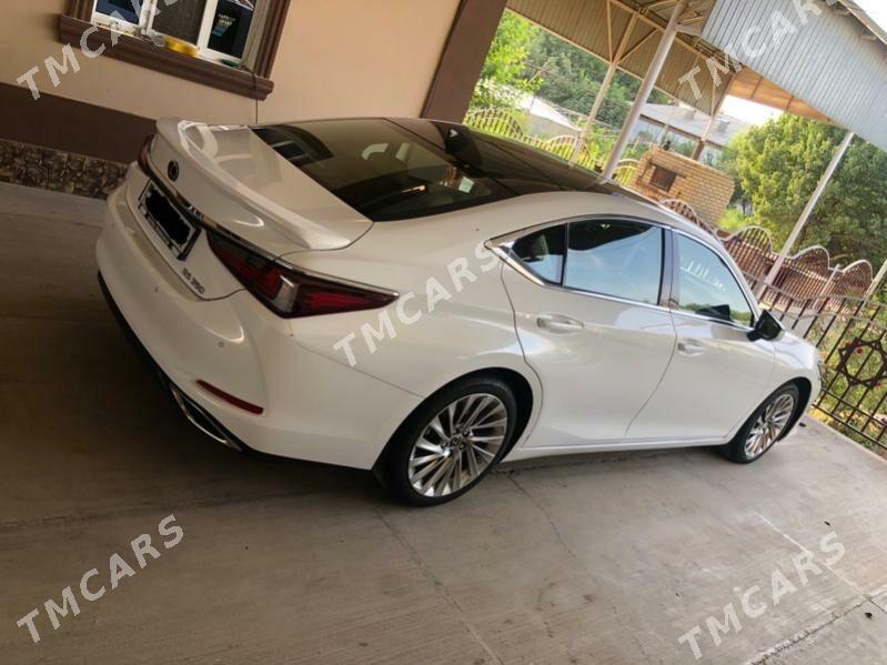 Lexus ES 350 2019 - 625 000 TMT - Мары - img 8