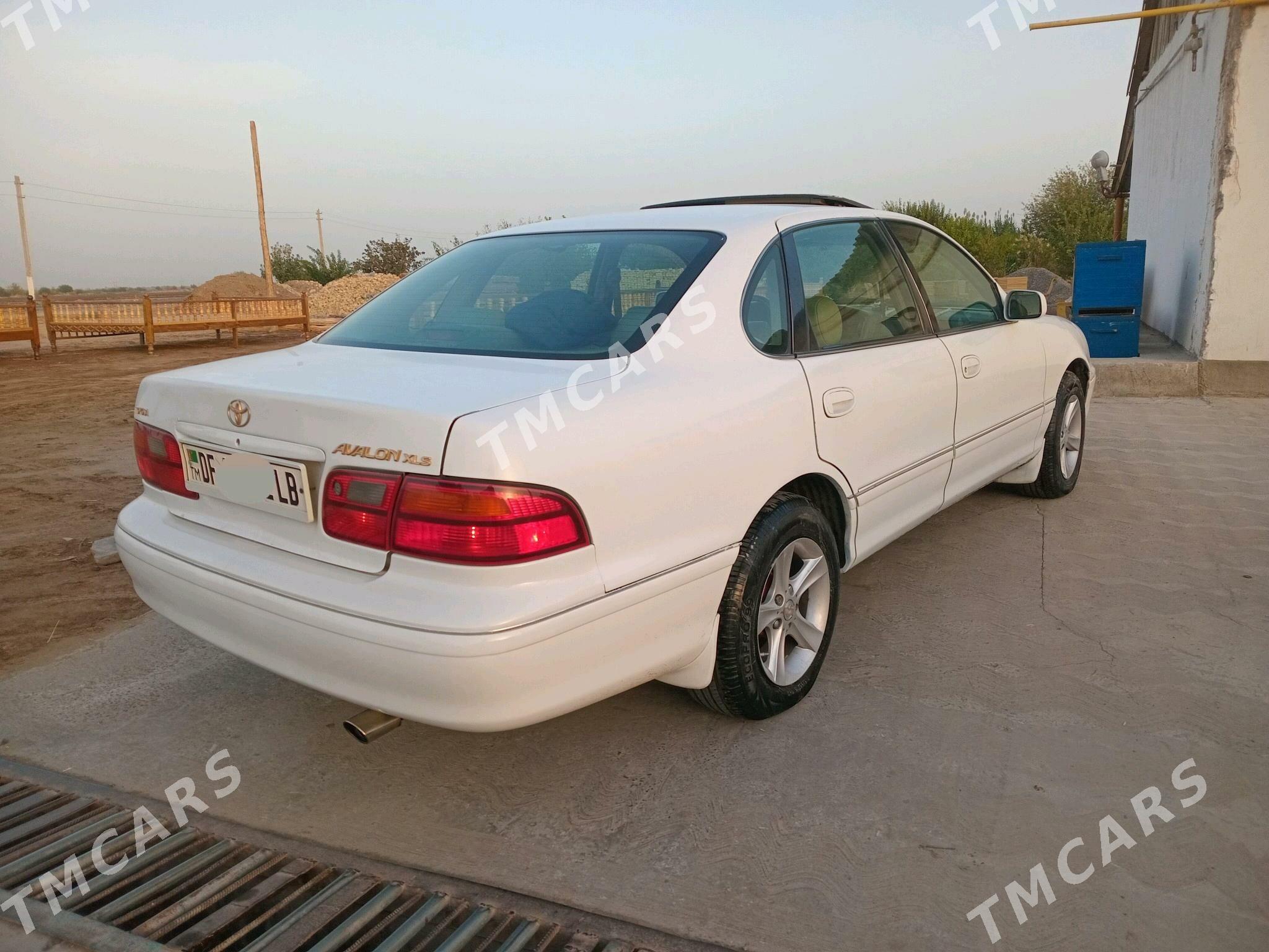 Toyota Avalon 1999 - 125 000 TMT - Дянев - img 2