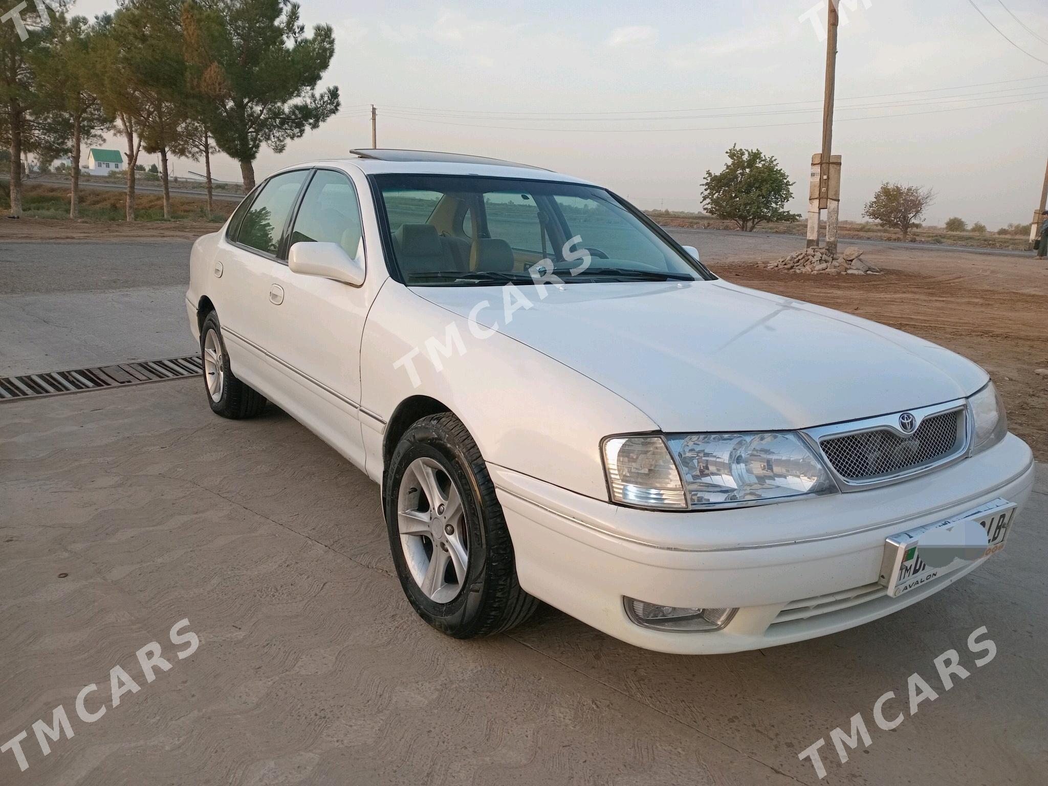 Toyota Avalon 1999 - 125 000 TMT - Дянев - img 3