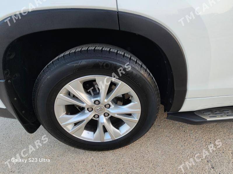 Toyota Highlander 2016 - 395 000 TMT - Aşgabat - img 10