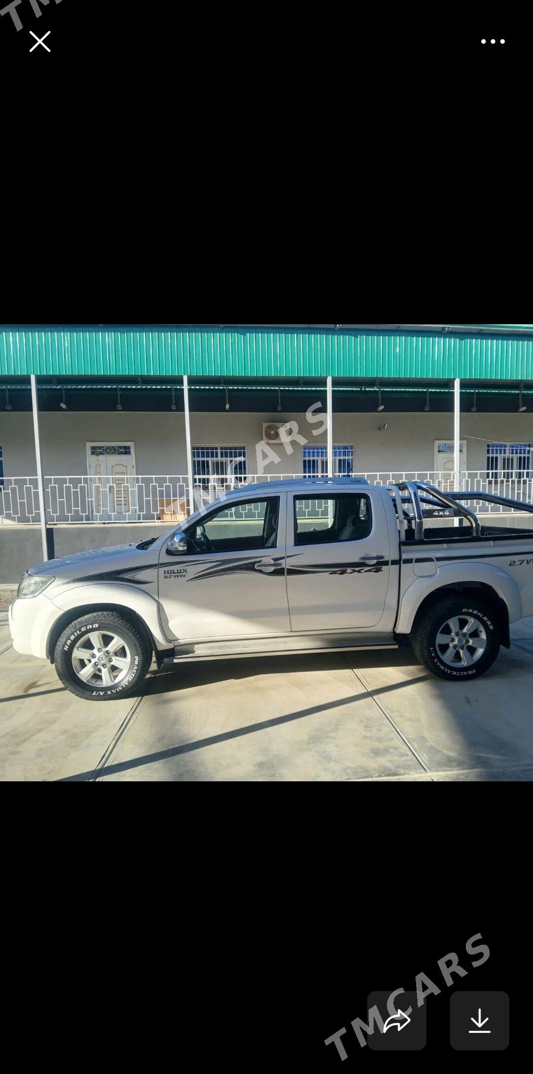 Toyota Hilux 2012 - 400 000 TMT - Magtymguly - img 3