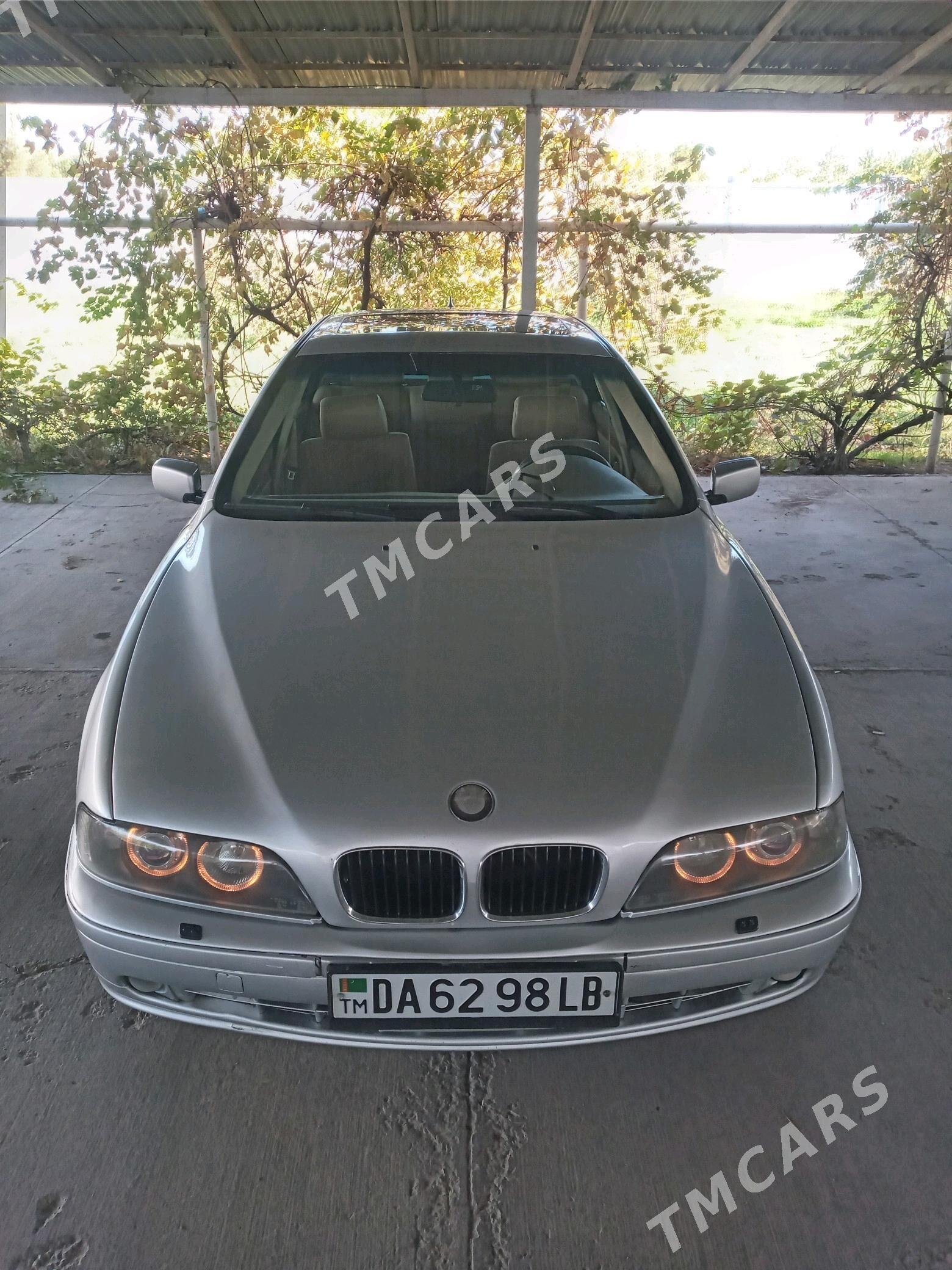 BMW 530 2003 - 90 000 TMT - Farap - img 3