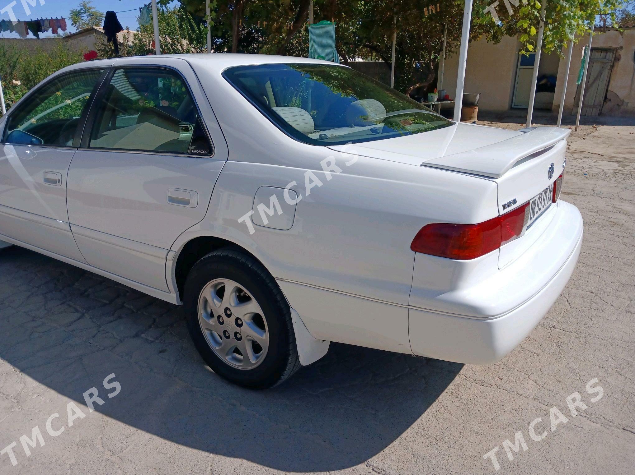 Toyota Camry 2000 - 120 000 TMT - Kaka - img 2