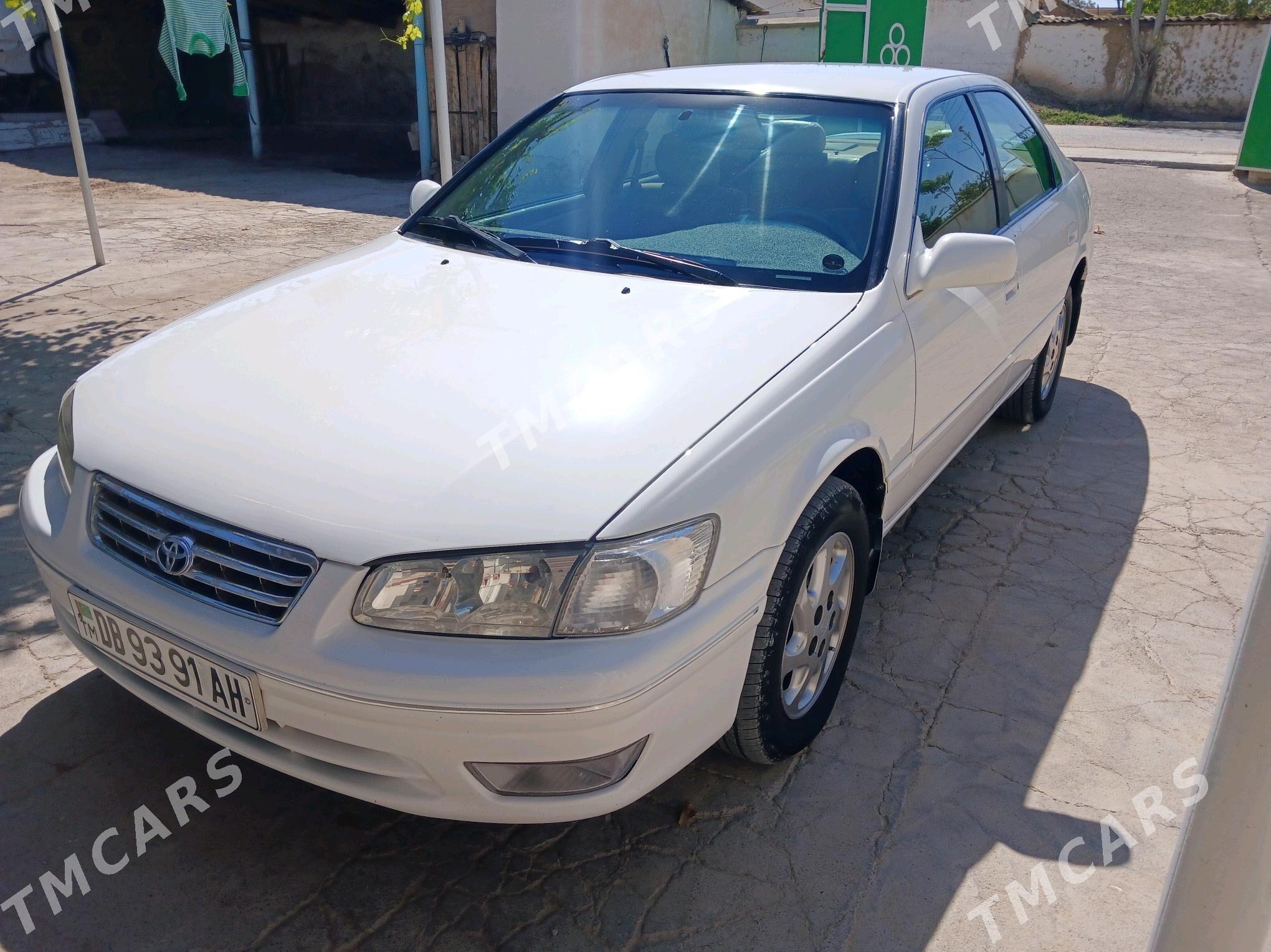 Toyota Camry 2000 - 120 000 TMT - Kaka - img 3