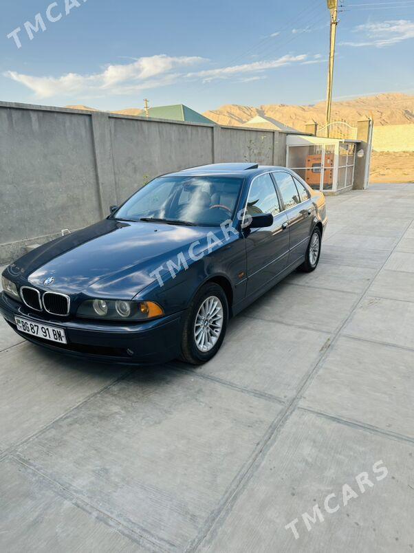 BMW E39 2003 - 140 000 TMT - Balkanabat - img 5