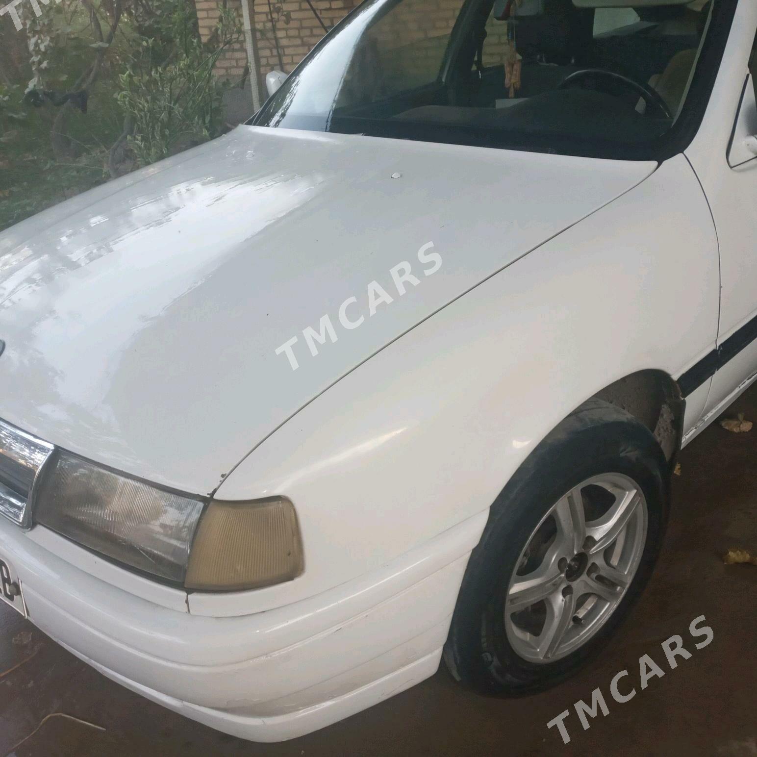 Opel Vectra 1991 - 20 000 TMT - Дянев - img 3