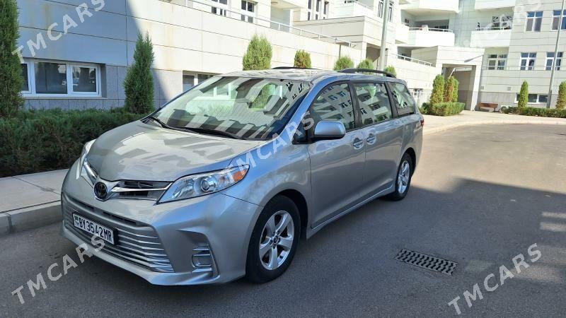 Toyota Sienna 2018 - 390 000 TMT - Мары - img 2