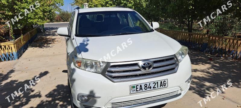 Toyota Highlander 2011 - 250 000 TMT - Ашхабад - img 3