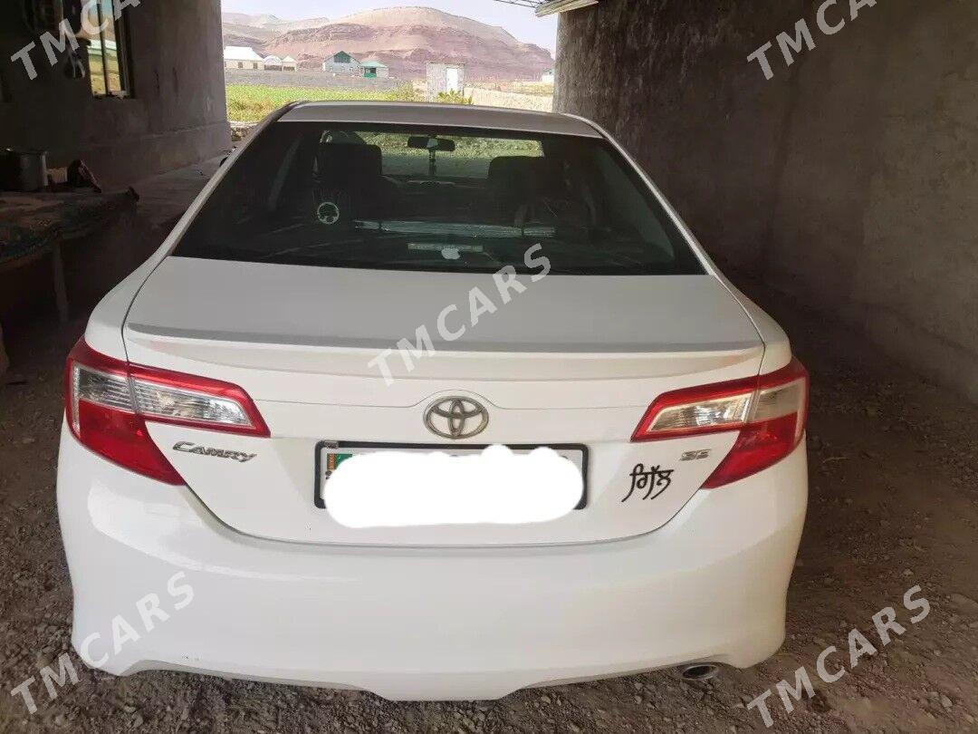 Toyota Camry 2013 - 200 000 TMT - Magdanly - img 3