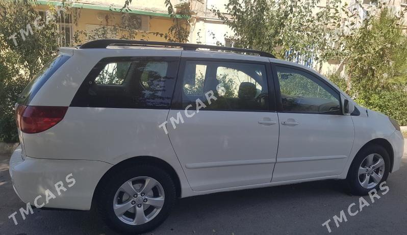 Toyota Sienna 2006 - 185 000 TMT - Ашхабад - img 4