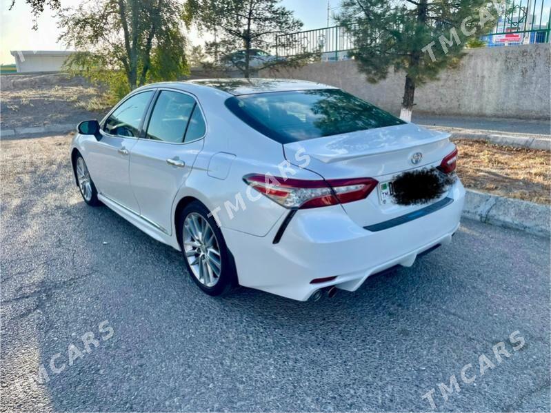 Toyota Camry 2018 - 350 000 TMT - Aşgabat - img 2