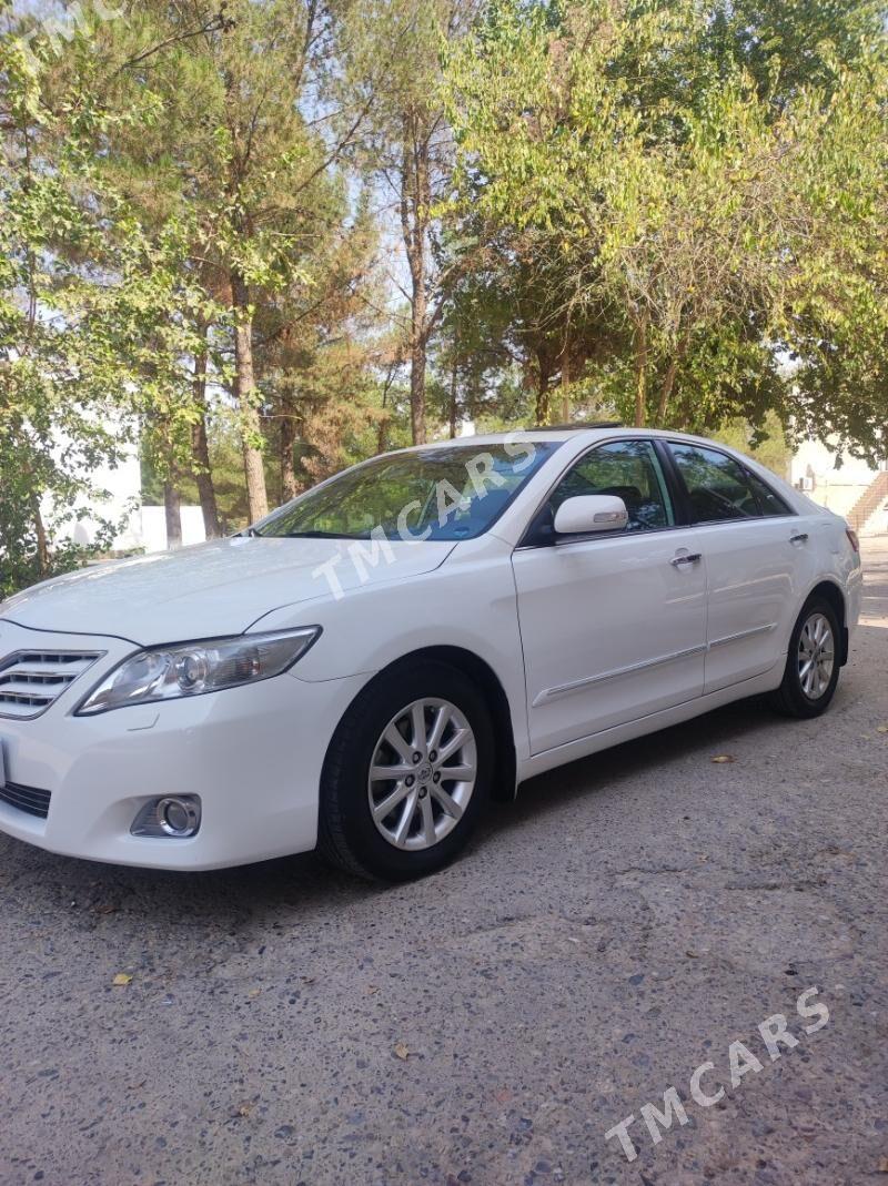 Toyota Camry 2011 - 190 000 TMT - Şatlyk - img 2