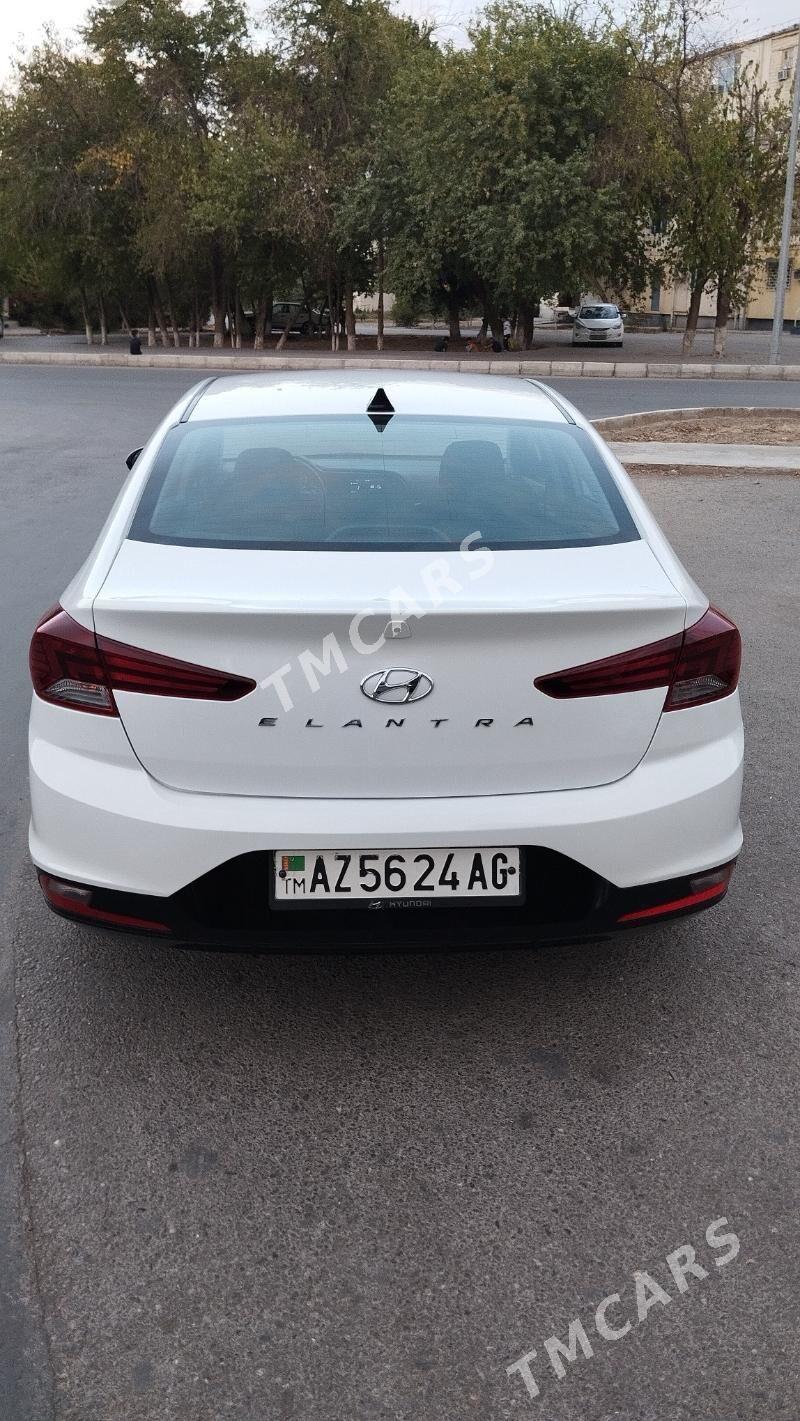 Hyundai Elantra 2019 - 177 000 TMT - Ашхабад - img 2