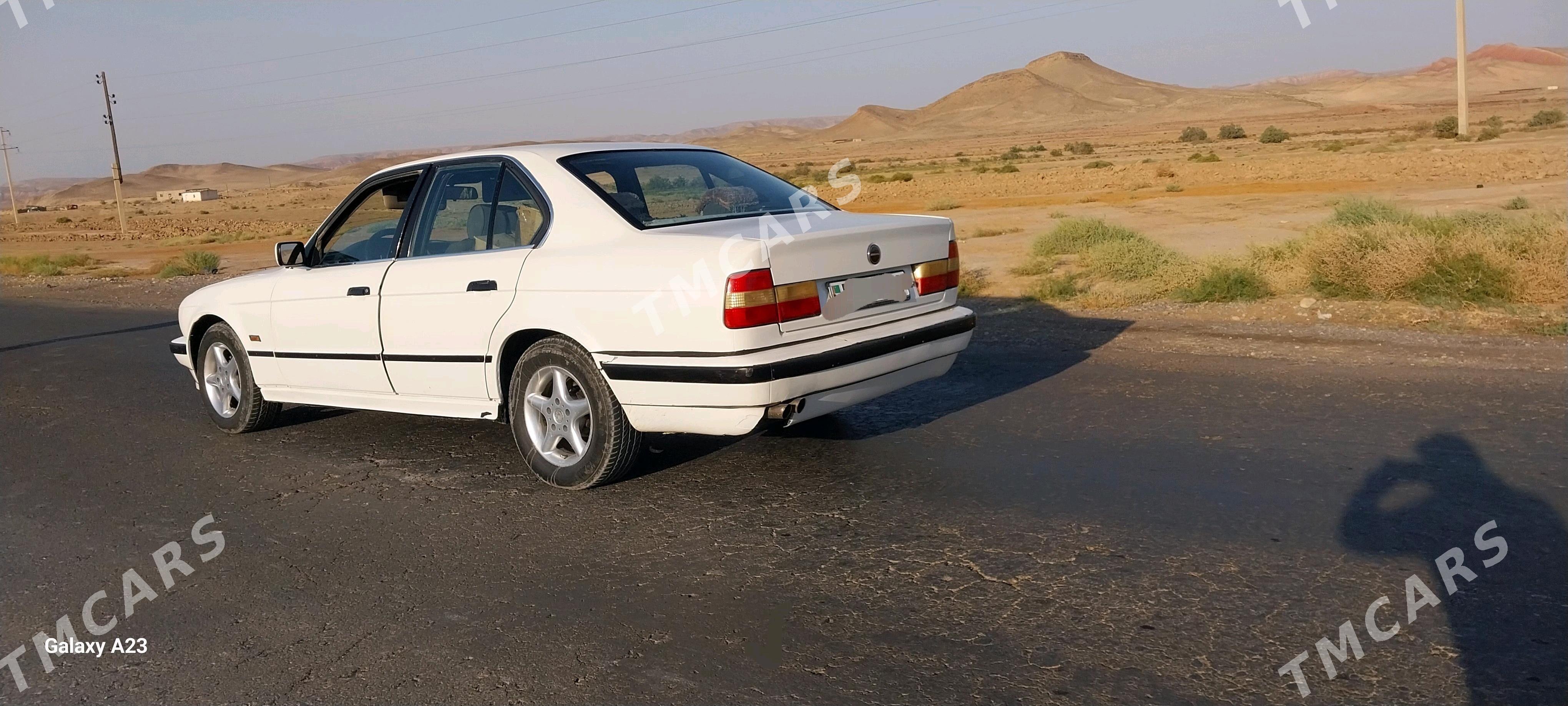 BMW 5 Series 1991 - 33 000 TMT - Magdanly - img 9